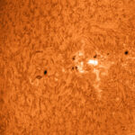 2023-05-21 / Sonne mit Fleckengruppe und Flare / StarFire180EDT - TZ2,5x + Solar Spectrum 0,5A - ASI432MM / J.Liebl